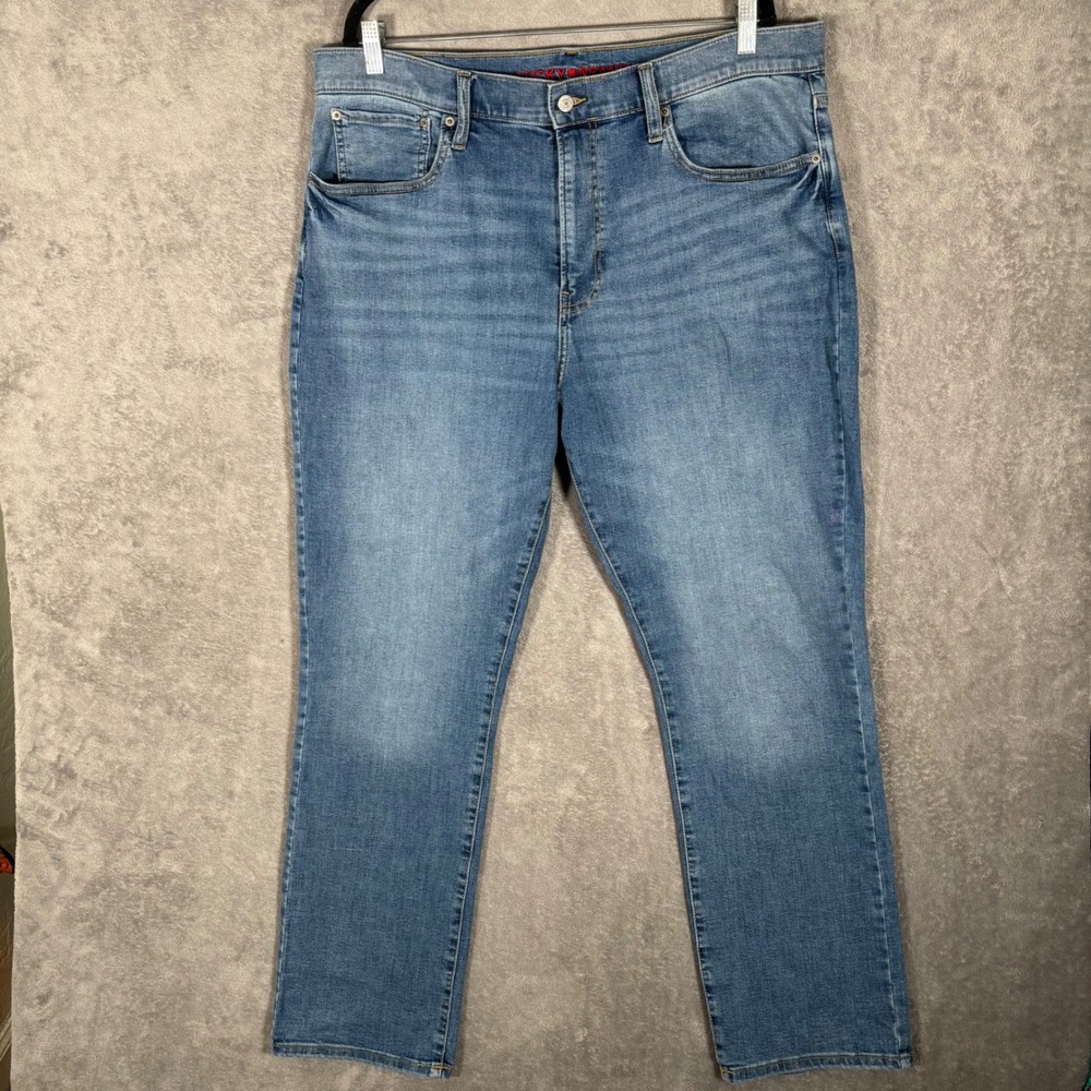 Lucky Brand 223 Straight Leg Jeans Mens 38x32 Blue Medium Wash Stretch Denim